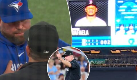 Scoreboard error leads to double-play that throws Blue Jays-Red Sox game into chaos