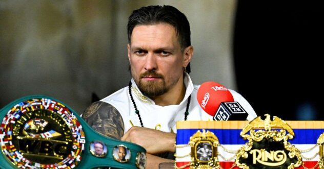 Teddy Atlas says Usyk has the chance to do something Muhammad Ali and Joe Louis couldn't