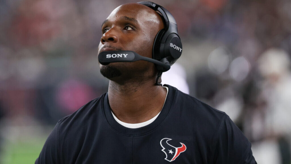 Texans Acquire New QB Following Rough Injury News