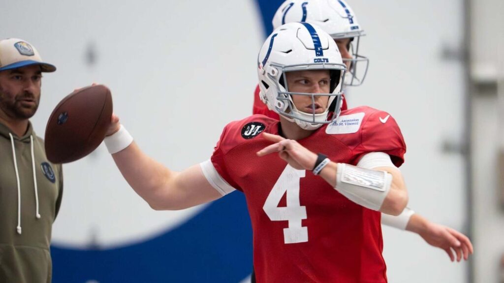 Texans sign QB Brett Rypien, place QB Graham Mertz on IR