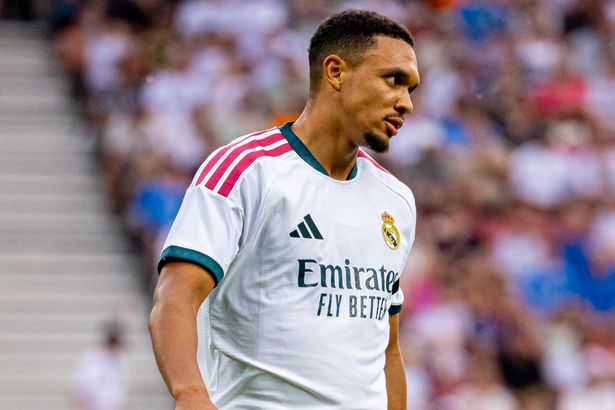 Trent Alexander-Arnold facing ultimate Liverpool dilemma — 'Why not go back?'