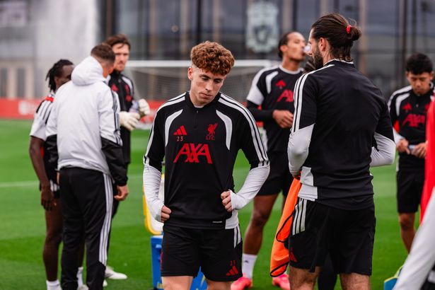 Victor Munoz leaves Liverpool fans purring after training footage emerges