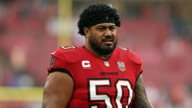 Vita Vea Is ‘Very Dug In’ and Has ‘Zero’ Intention of Playing Without a New Deal