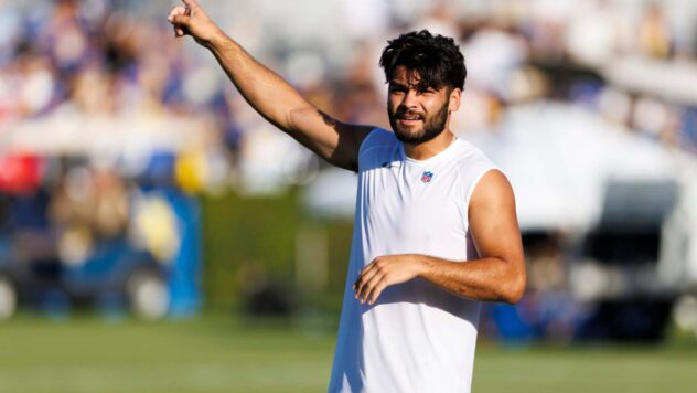 What injury forced LA Rams star Puka Nacua to suddenly leave ‘with a trainer’