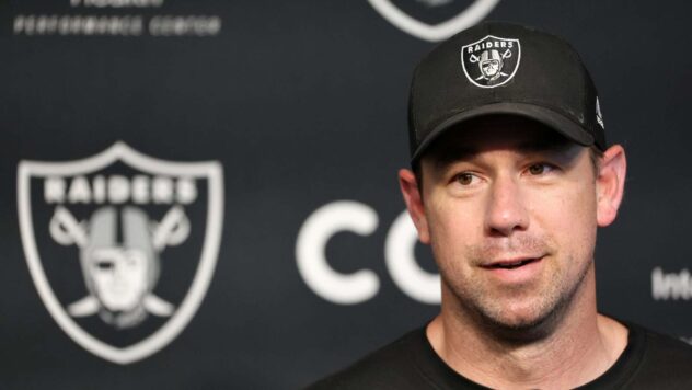 What Klint Kubiak had to say about Maxx Crosby hitting Kirk Cousins twice during Raiders practice