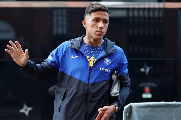 Xabi Alonso's dream Enzo Fernandez replacement as Chelsea pivot to statement signing