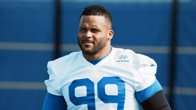 Aaron Donald Rejoins Rams After Two-Year Retirement