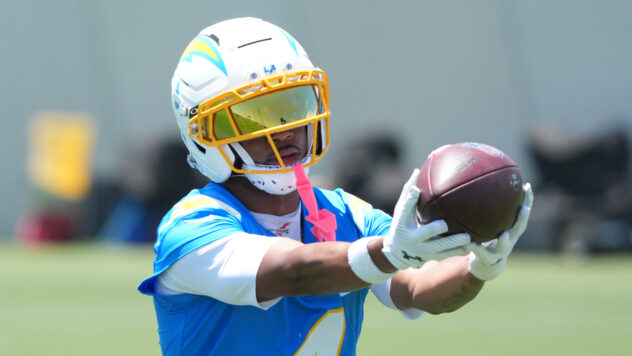 AFC Notes: Fernando Mendoza, Tarheeb Still, Chargers, Raiders