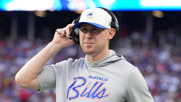 Bills head coach Joe Brady makes strong statement about former LSU CB Derek Stingley Jr before facing him in Week 1 of the NFL season