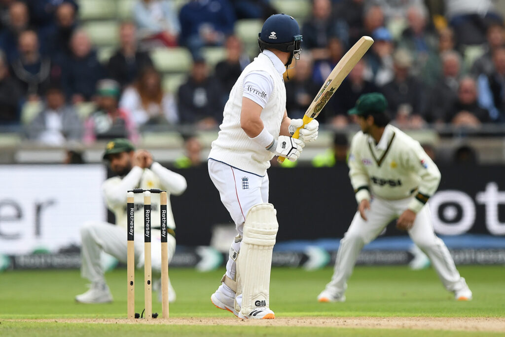England stay in control despite early loss of wickets