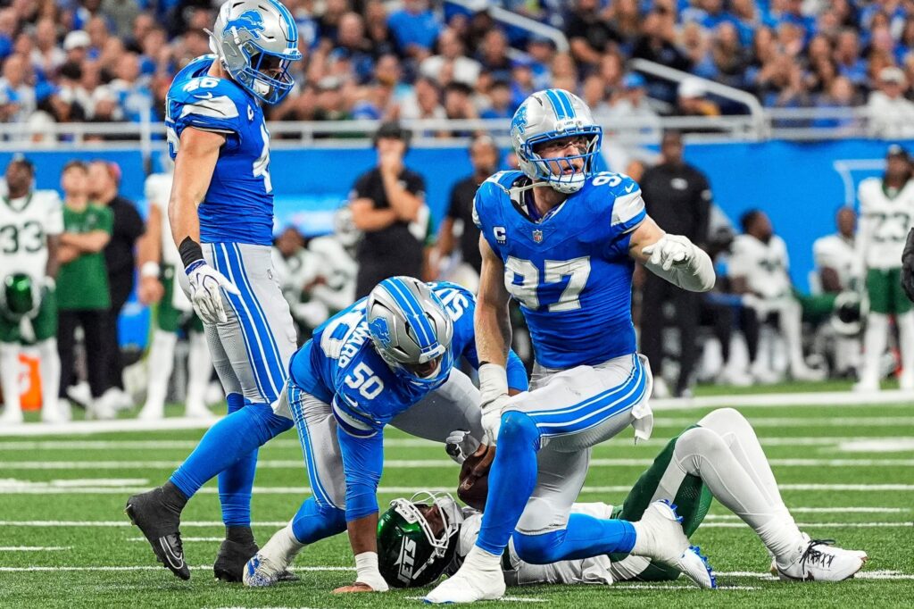 Heroes, zeros from Jets’ loss to the Lions: O-line never showed up for Geno Smith