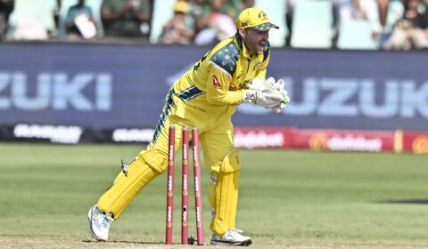 Inglis in doubt for South Africa Tests after fractured finger rules him out of ODIs