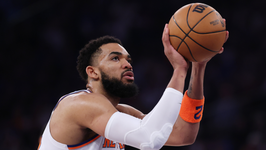 Karl-Anthony Towns contract negotiations show how difficult it will be for Knicks to keep title core together