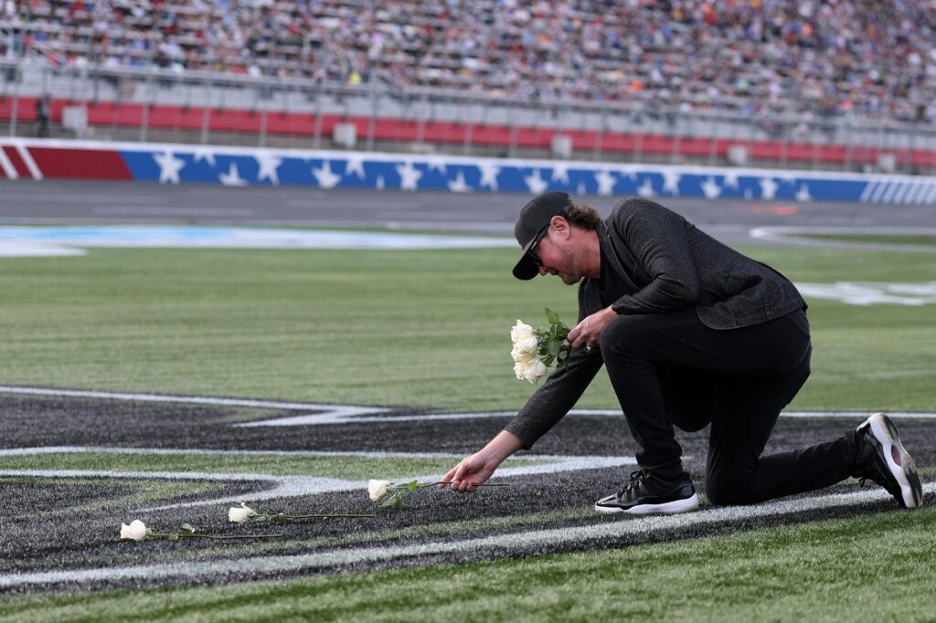 Kurt Busch talks grief with CNN's Anderson Cooper and the loss of brother Kyle