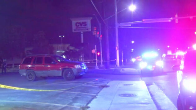 Man shot in neck while driving on East Side, San Antonio police say