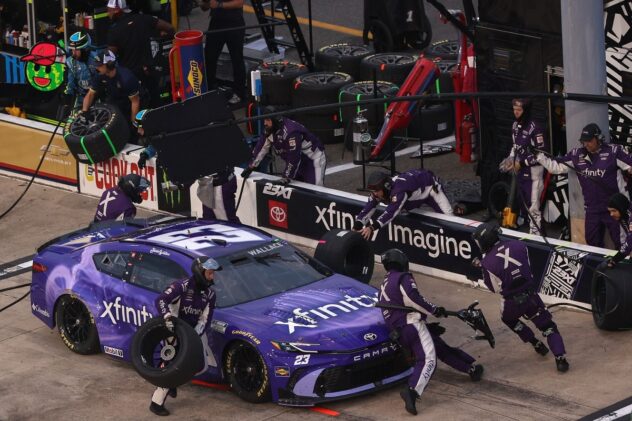 New record set for fastest NASCAR pit stop by Bubba Wallace's No. 23 crew
