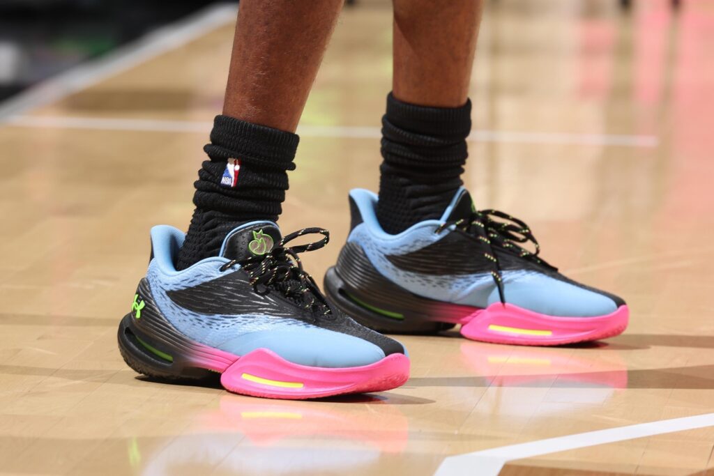 Open Thread: De’Aaron Fox releases new shoe through Under Armor