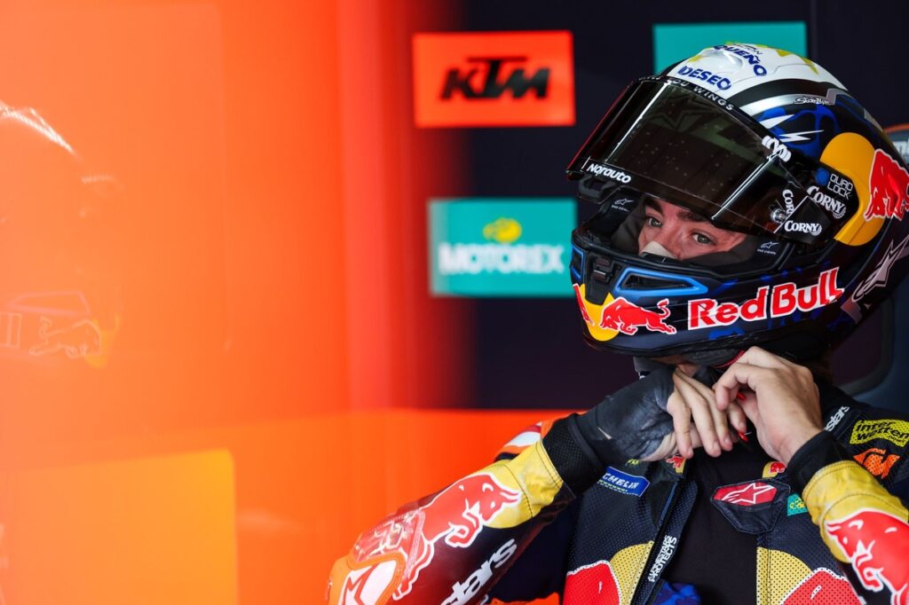 Pedro Acosta: "We are too lost to fight Aprilia and Ducati"