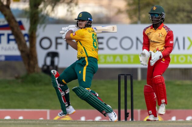 Pretorius, Simelane miss T20I tri-series final with injuries