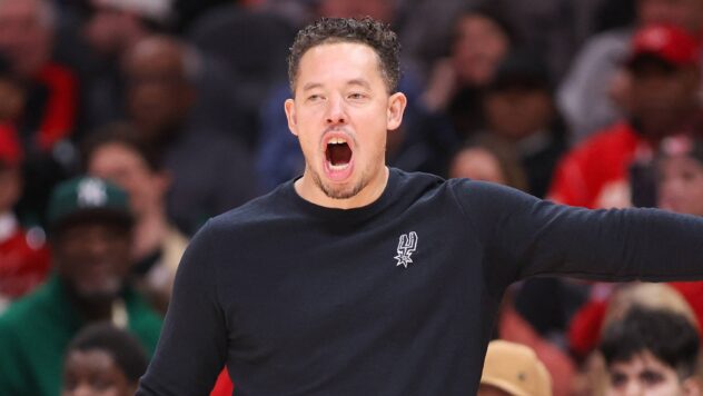 Spurs' guard trio must embrace new duties after Mitch Johnson's quote about fit