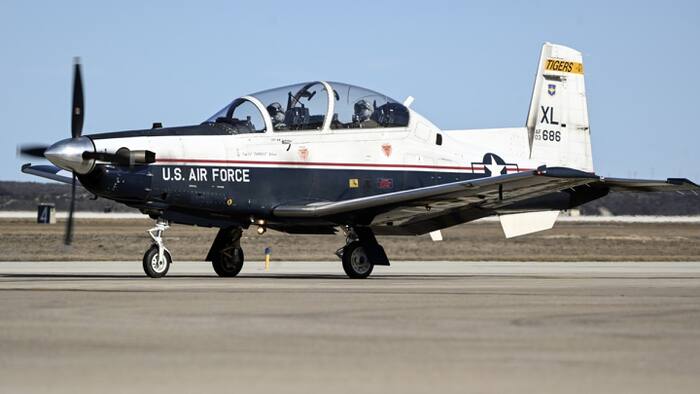 2 Air Force pilots eject safely from aircraft near Seguin, JBSA says