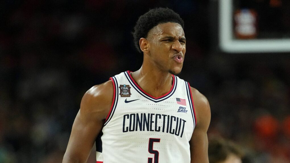 Aday Mara makes Spurs' interior depth even more important in Thunder rivalry