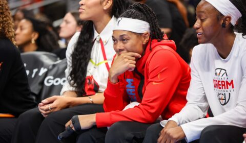 Allisha Gray injures fingers vs. Liberty as Dream await her playoff status