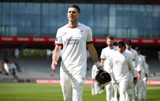 Anderson to leave Lancashire after 25 years, but no retirement yet