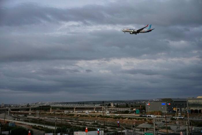 Ax-wielding FlyDubai co-pilot had been flagged over extremism concerns