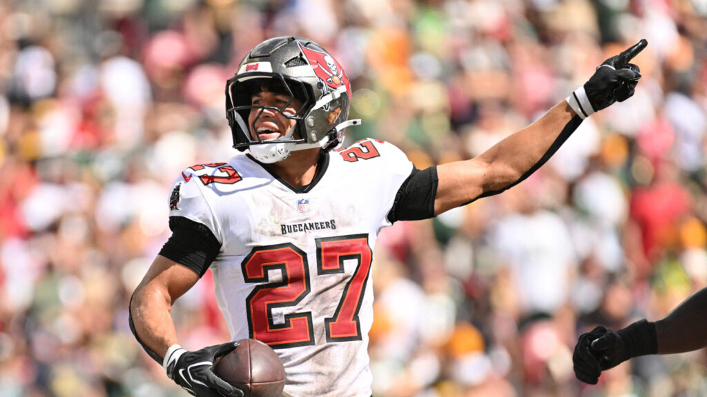 Buccaneers CB Zyon McCollum Delivers Statement Performance Against CeeDee Lamb
