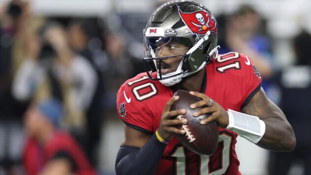 Buccaneers rookie Jalon Daniels orchestrates wild upset of Cowboys in second career start