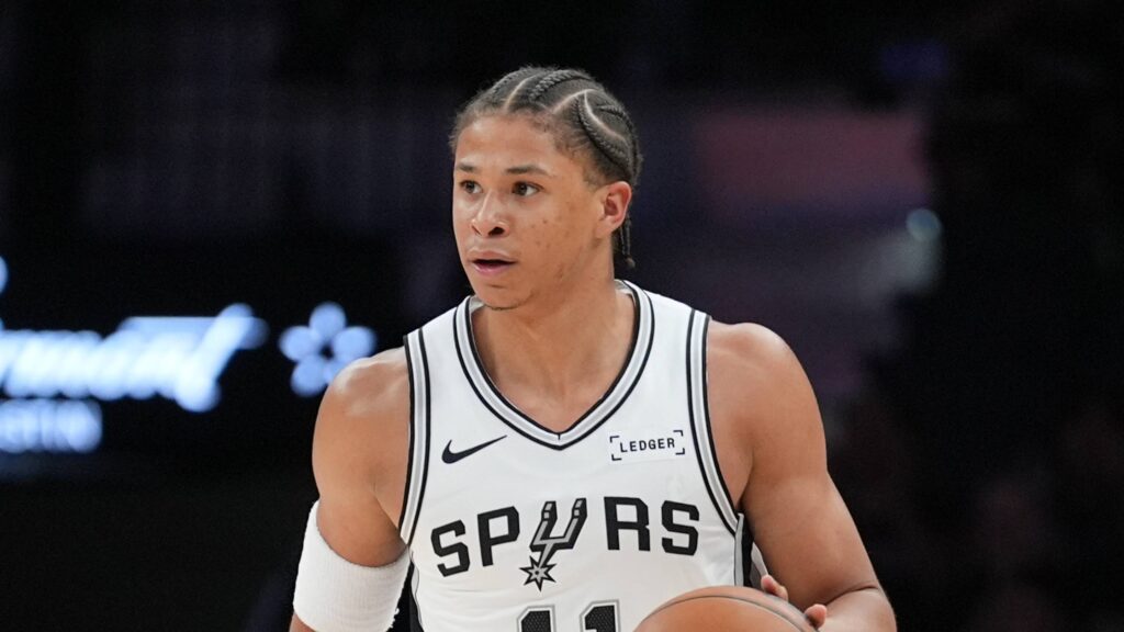 Carter Bryant is about to turn Spurs stops into free points for Fox, Harper, and Castle