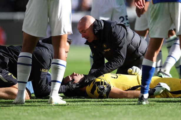 Chelsea star Emi Martinez releases statement from hospital bed as surgery update given