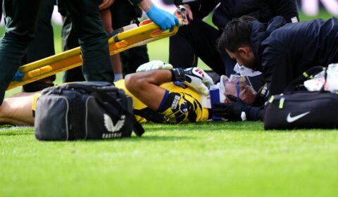 Chelsea's Martinez expects to return in 'a few weeks' after surgery