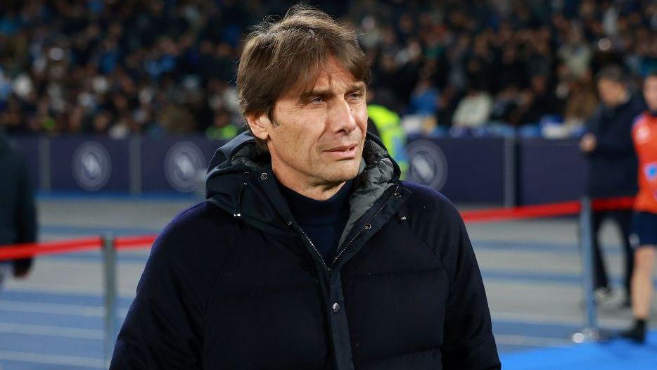 Conte plays down 'unfounded' Man Utd speculation
