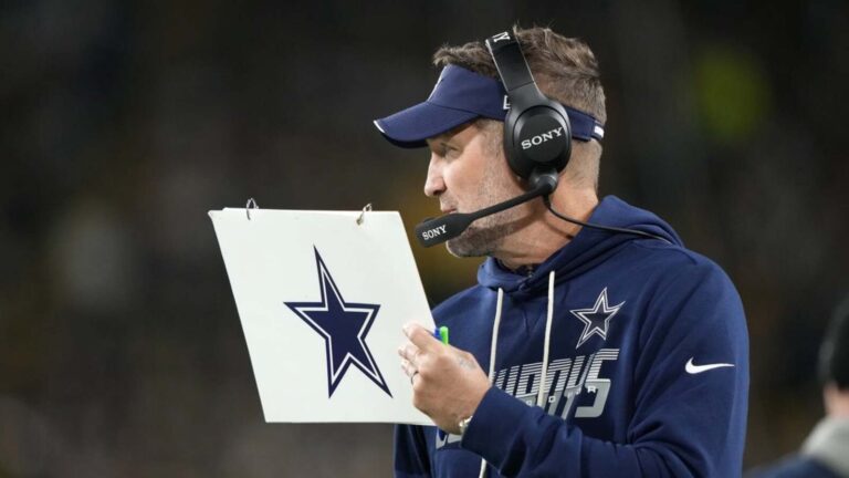 Cowboys give coach Brian Schottenheimer vote of confidence