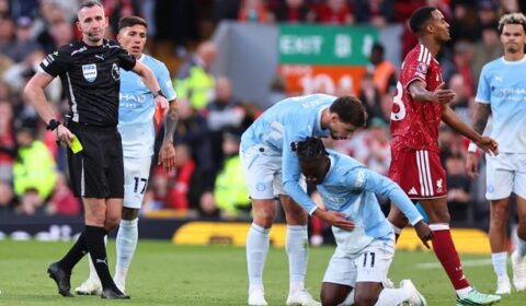 Ex-Premier League referee gives ‘wrong’ Ryan Gravenberch red card verdict vs Man City