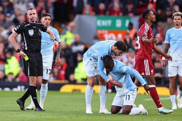 Ex-Premier League referee gives 'wrong' Ryan Gravenberch red card verdict vs Man City