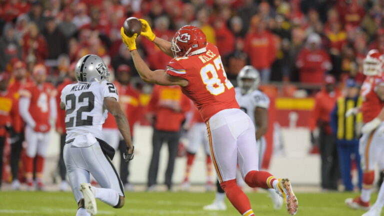 FOX Rules Analyst Points Out Major Error During Chiefs Game That Could Have Led to a Raiders Win