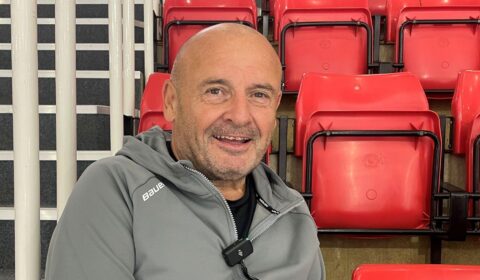Hockey legends back on the ice to mark anniversary
