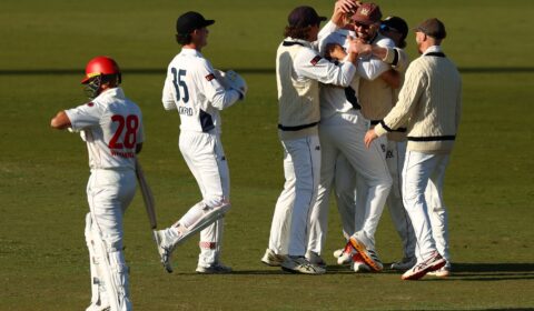 Hoekstra stars on debut as Test hopefuls miss chance with the bat