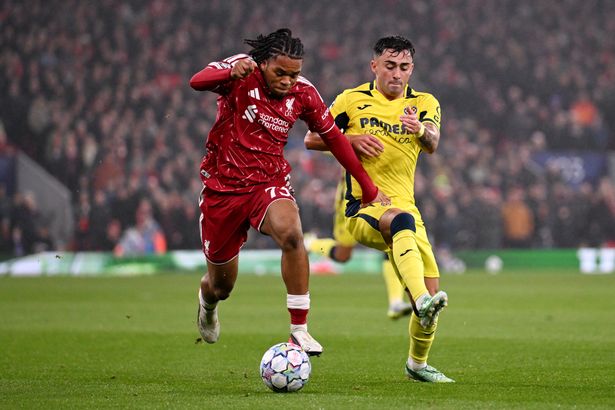 Jamie Carragher urges Liverpool to act after Rio Ngumoha stars in Champions League
