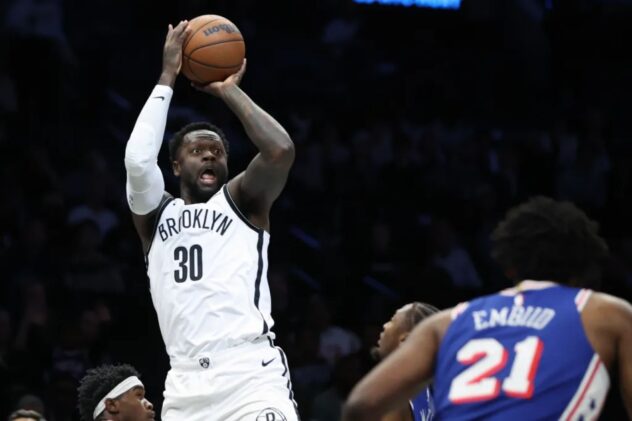 Julius Randle leads by example in Nets’ preseason win over 76ers