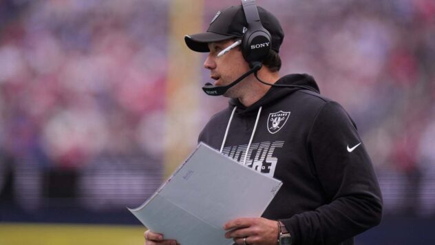 Klint Kubiak’s honest admission after Las Vegas Raiders’ loss to Patriots still doesn’t explain a head-scratching decision