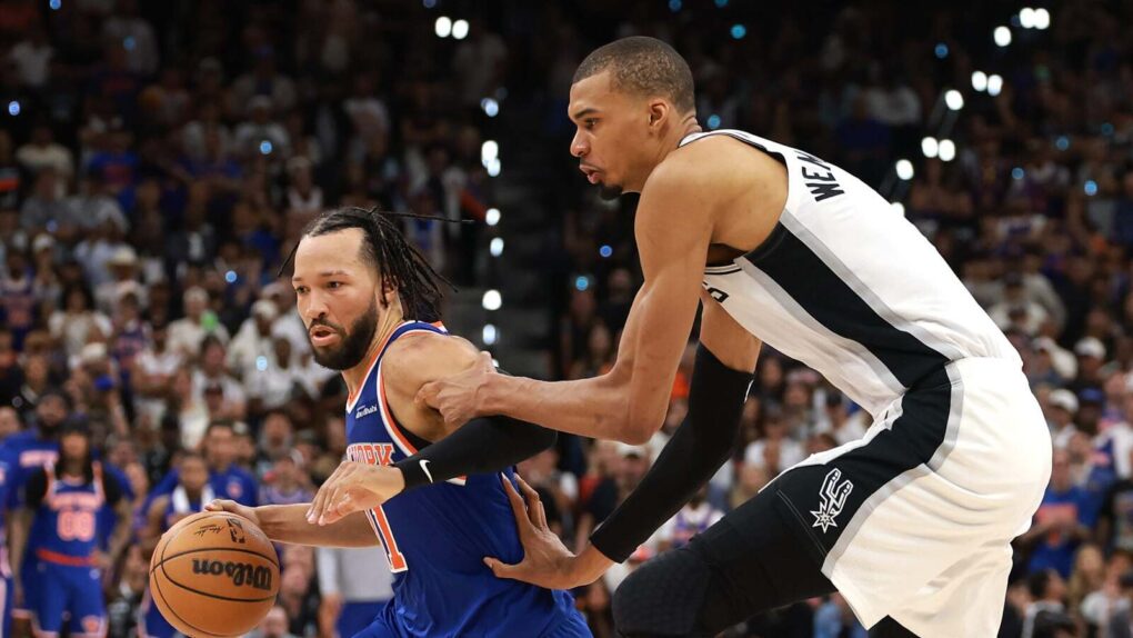 Knicks and Spurs now part of unfortunate NBA history after 0-2 starts