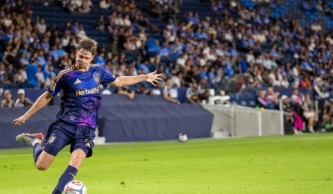 LA Galaxy Fall 2-1 At Home in Cruz Azul Friendly