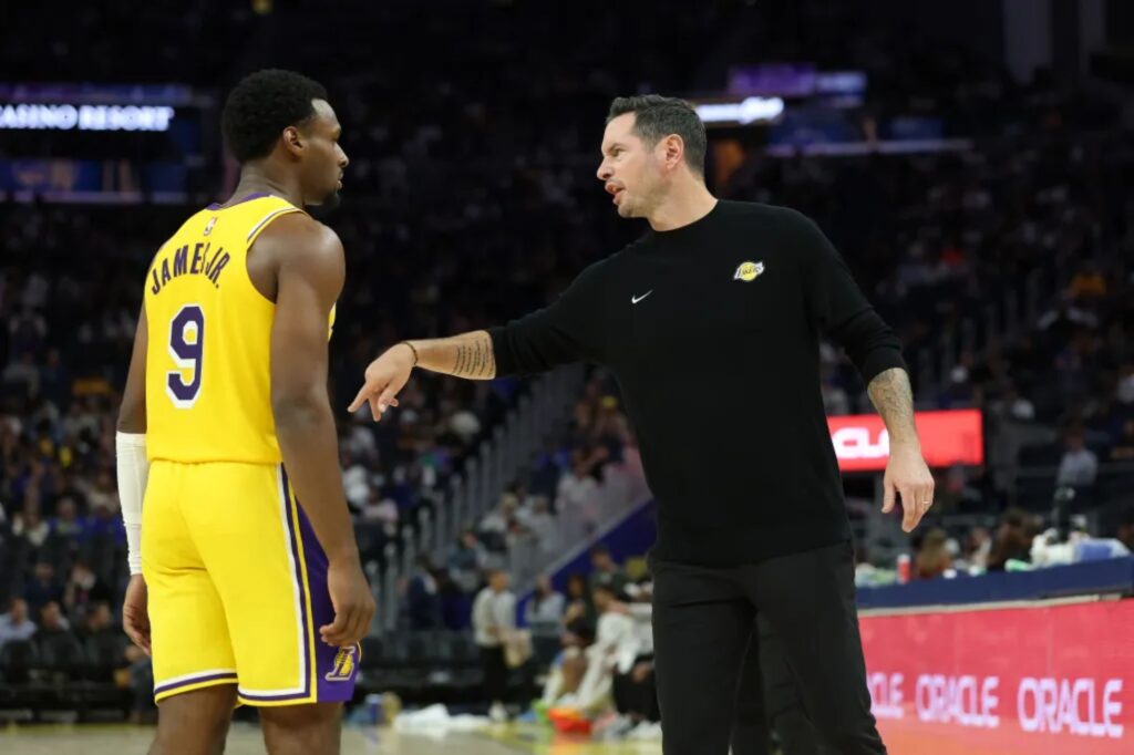 Lakers coach rips players for ‘unacceptable’ behavior with rarely-seen decision