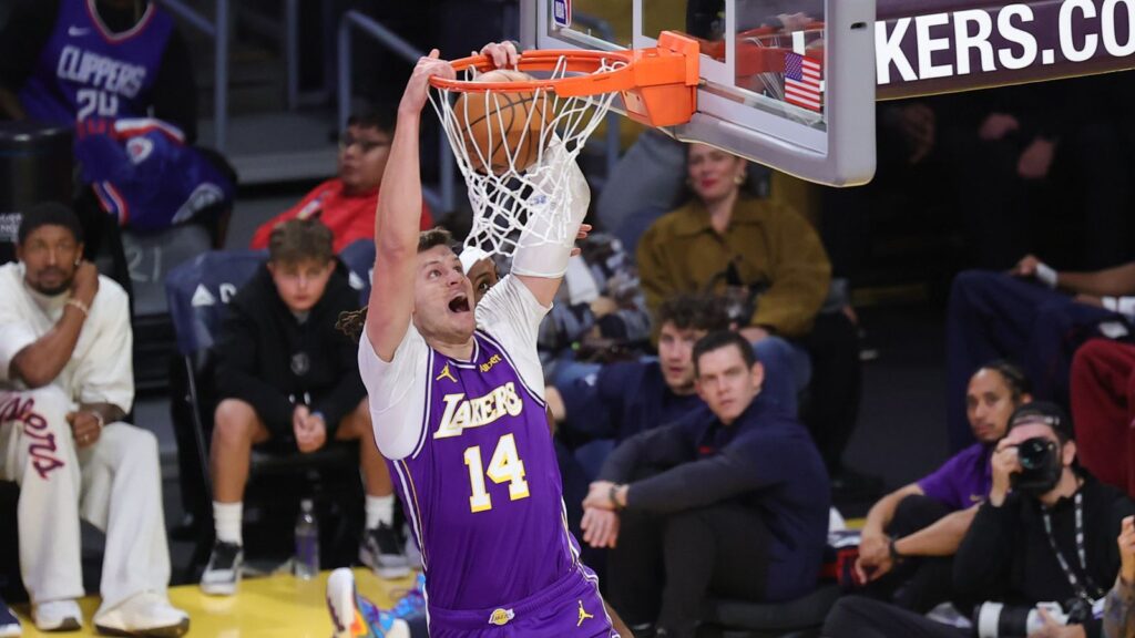 Lakers outlast Clippers behind big three