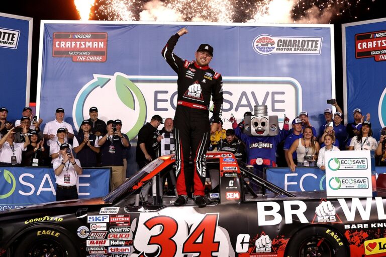 Layne Riggs closes to 17 points of NASCAR Truck lead with Charlotte win