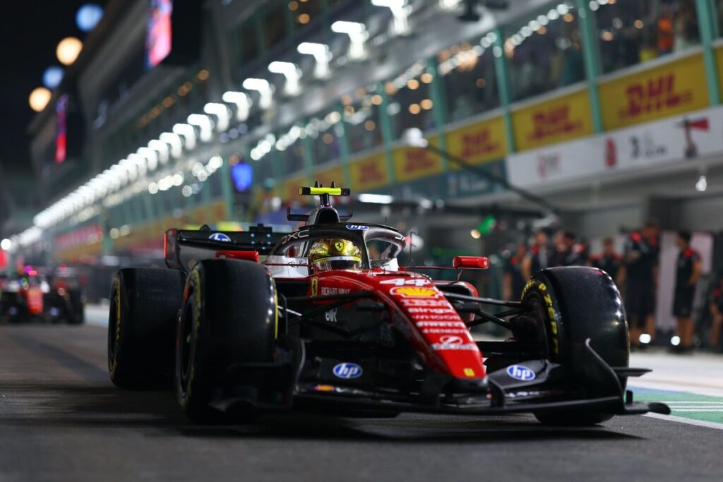 Lewis Hamilton owns up to wrong call as Ferrari struggles in Singapore SQ3